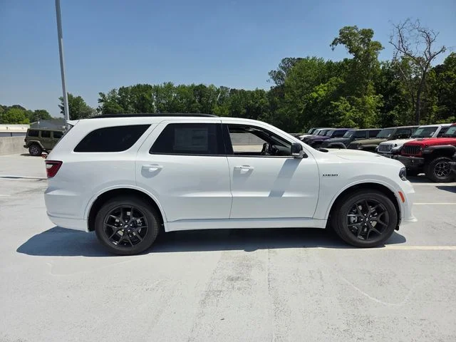 New 2026 White Knuckle Clear-Coat Exterior Paint Dodge GT Plus HEMI V8 image 10