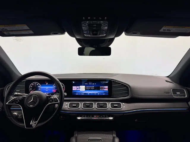 Certified Used 2025 Obsidian Black Metallic Mercedes-Benz GLE 450 image 6