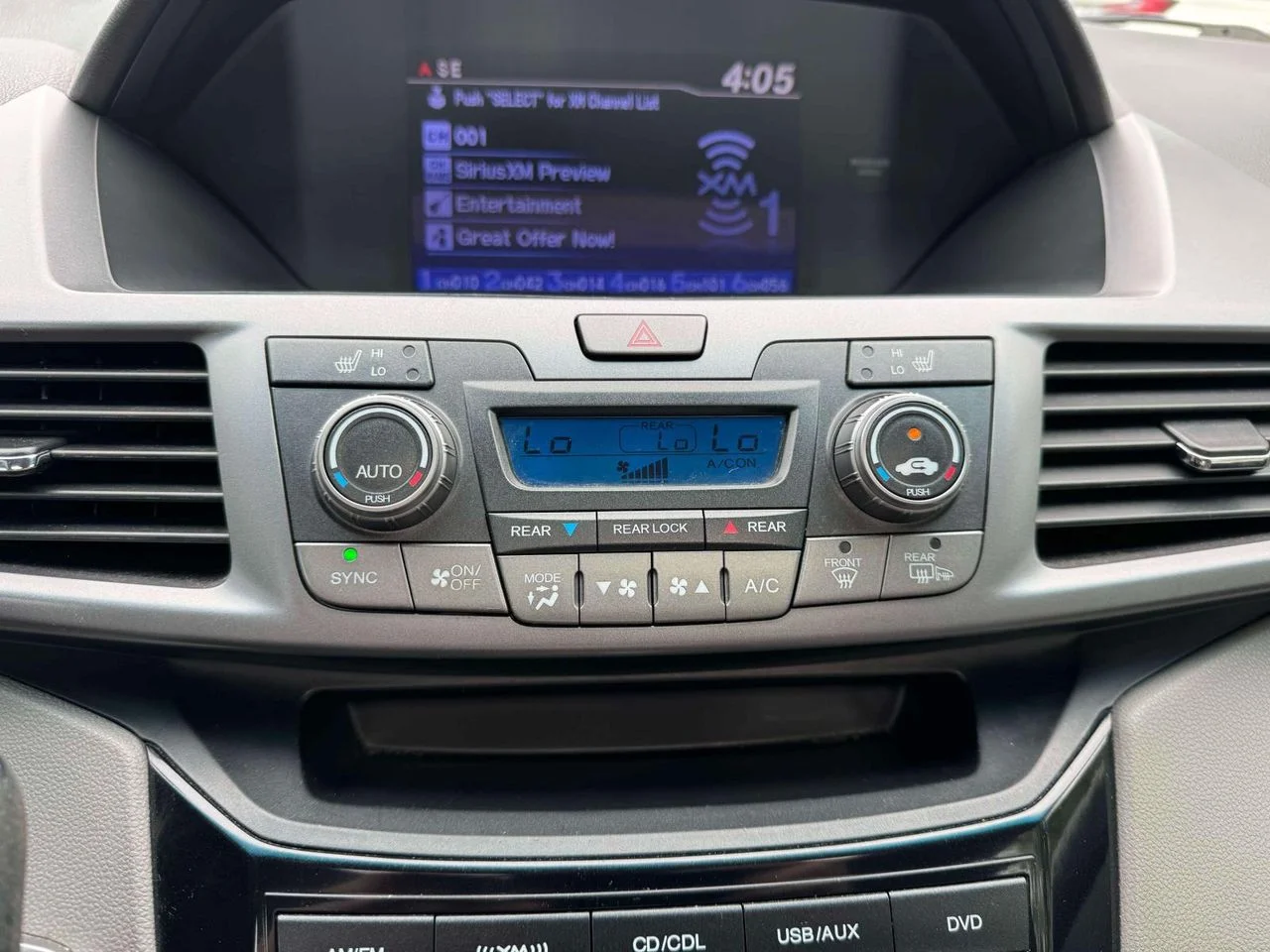 Used 2012 Polished Metal Metallic Honda EX-L image 35