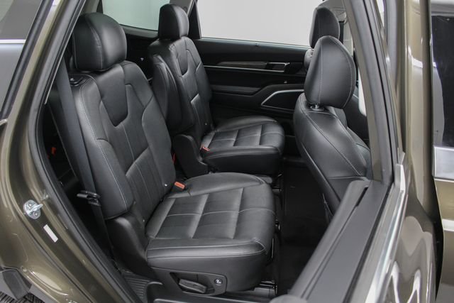 Used 2021 Dark Moss Kia SX image 21