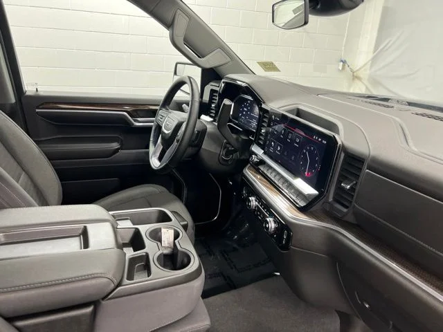 Used 2024 Black GMC Elevation image 24