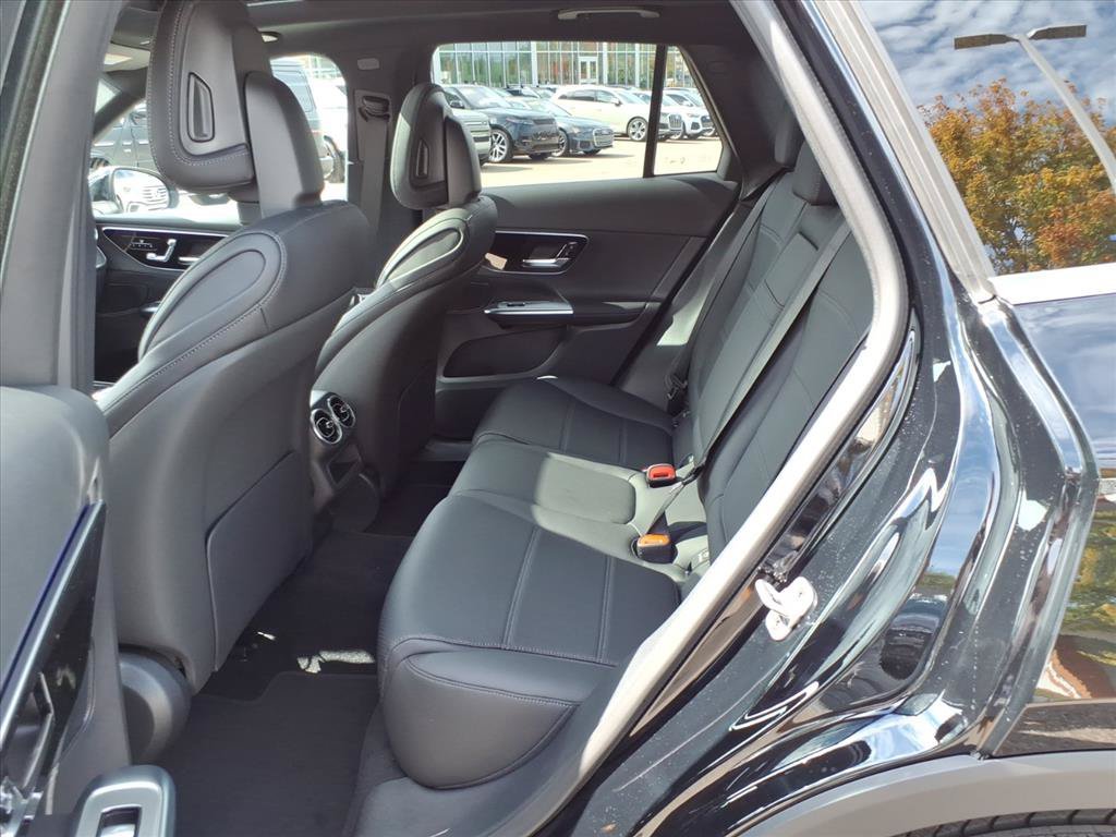 Certified Used 2026 Black Mercedes-Benz GLC 300 image 11