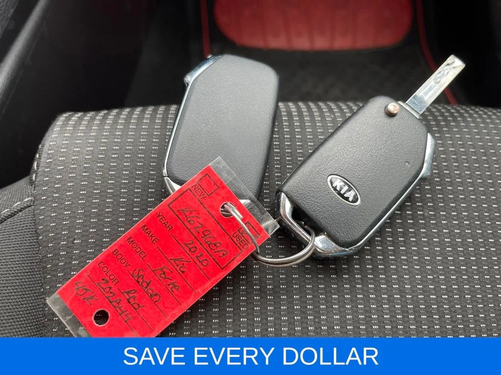 Used 2020 Red Kia LXS image 25