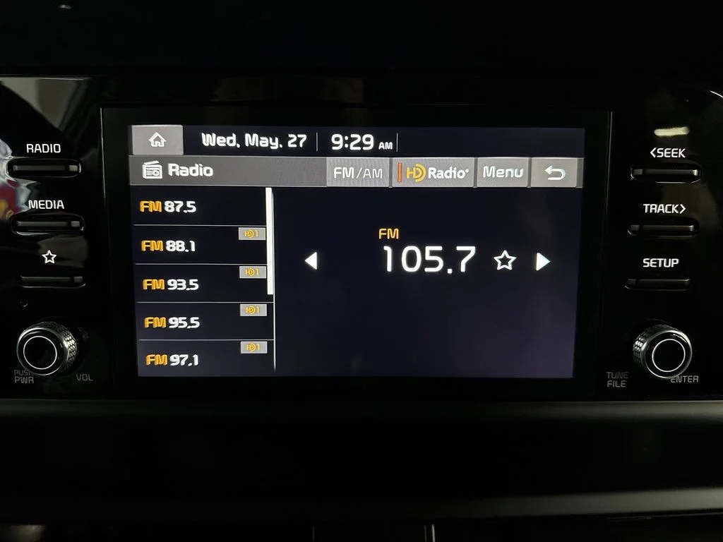 Used 2026 Snow White Pearl Kia LX image 26