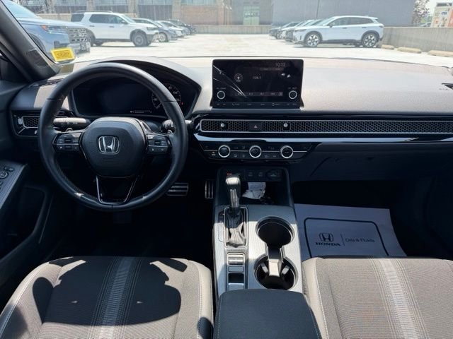 Used 2025  Honda Sport image 20