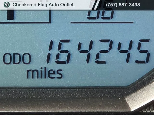 Used 2015 Magnetic Gray Metallic Toyota LE image 12