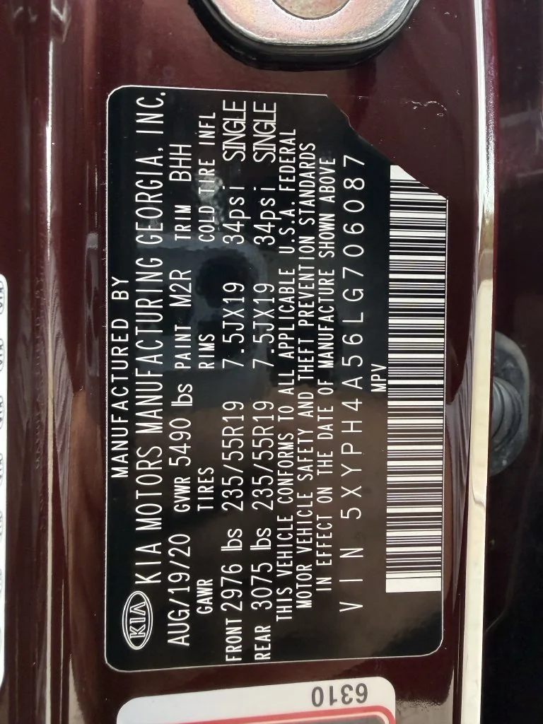 Used 2020 Purple Kia EX image 31