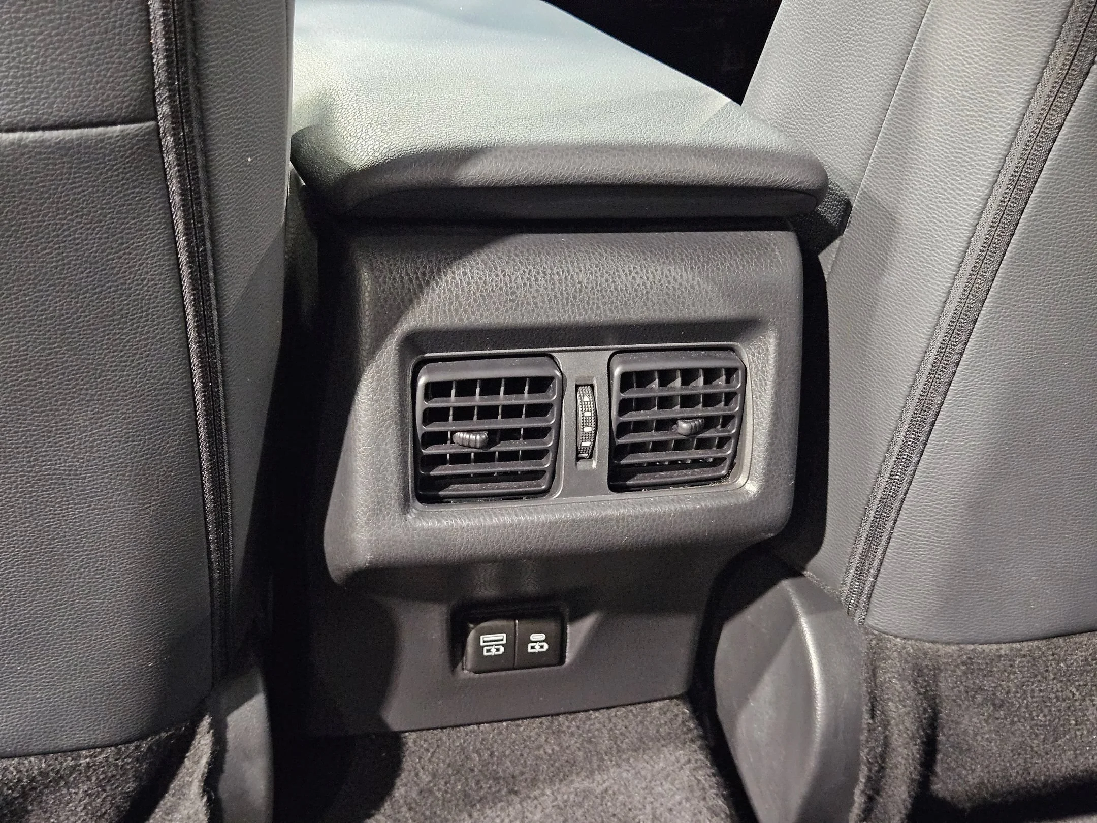 Used 2025 Heavy Metal Toyota SE image 37