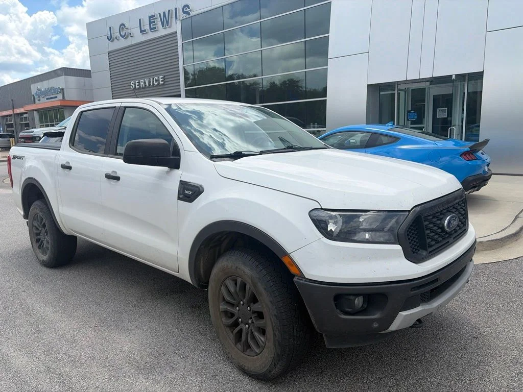 Used 2019 White Ford XLT image 1