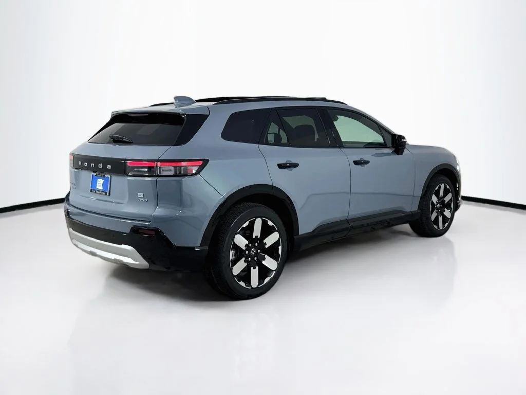 New 2026 Sonic Gray Pearl Honda Elite image 7