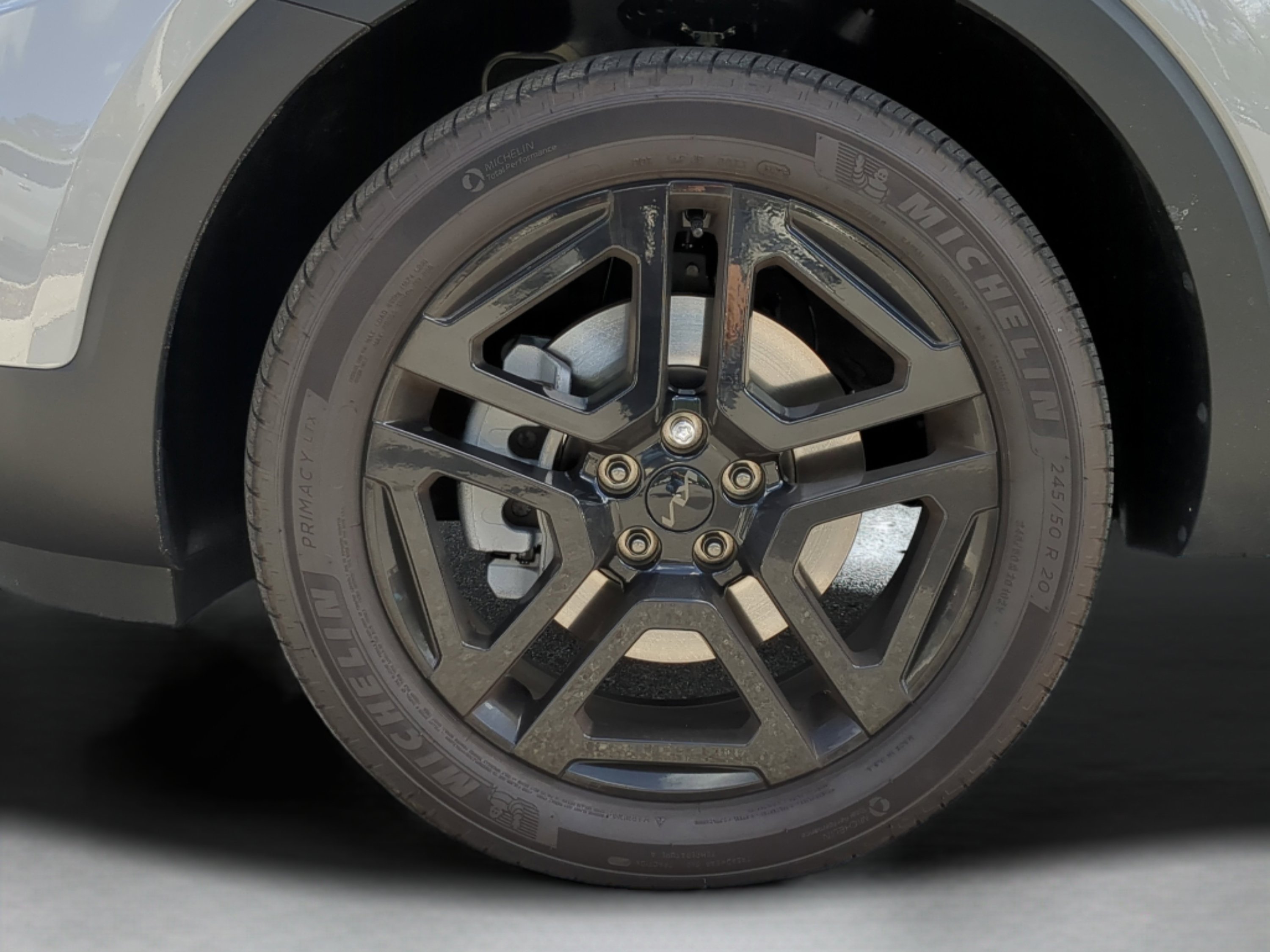 New 2025 Wolf Gray Kia SX X-Line image 34