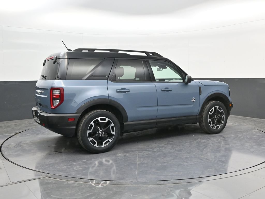 Used 2024 Gray Ford Outer Banks image 8