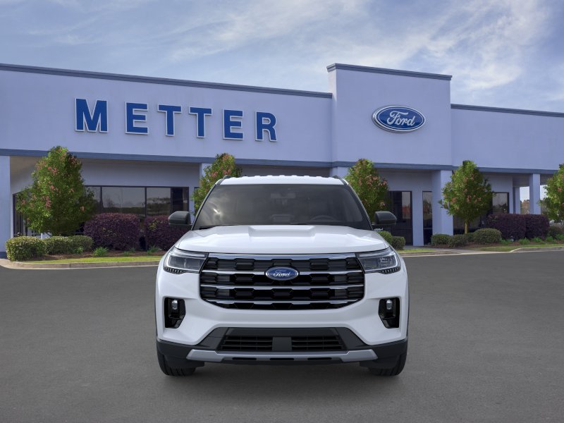 New 2026 Space White Metallic Ford Active image 7
