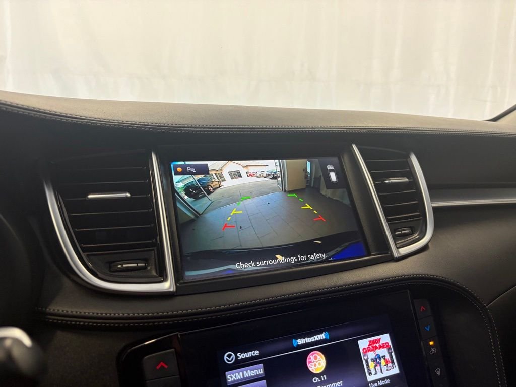 Used 2020 Black Obsidian INFINITI LUXE image 30