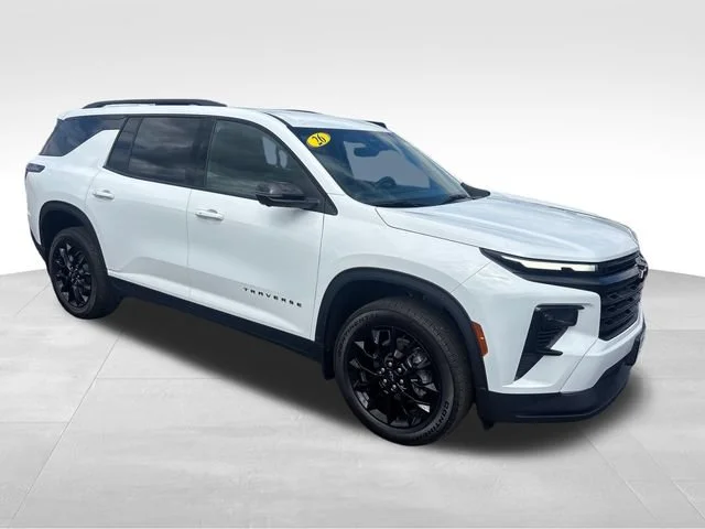 Used 2026 Summit White Chevrolet LT image 9