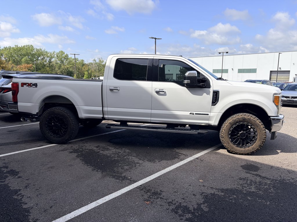 Used 2017 Oxford White Ford XLT image 6