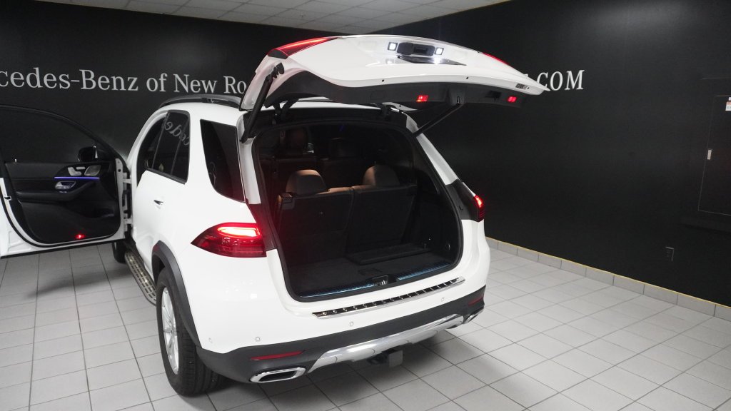Certified Used 2024 Black Mercedes-Benz GLE 350 image 18