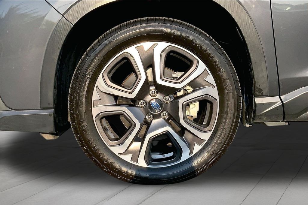 Used 2023 Gray Subaru Limited image 33