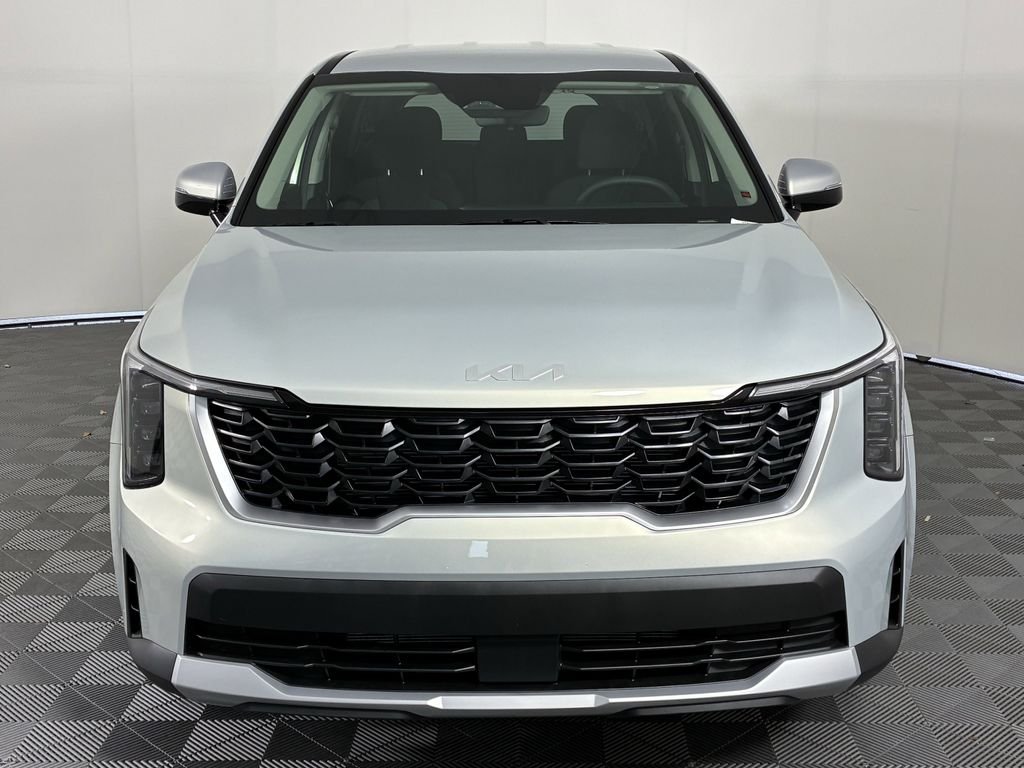 New 2026 Ivory Silver Kia LX image 10