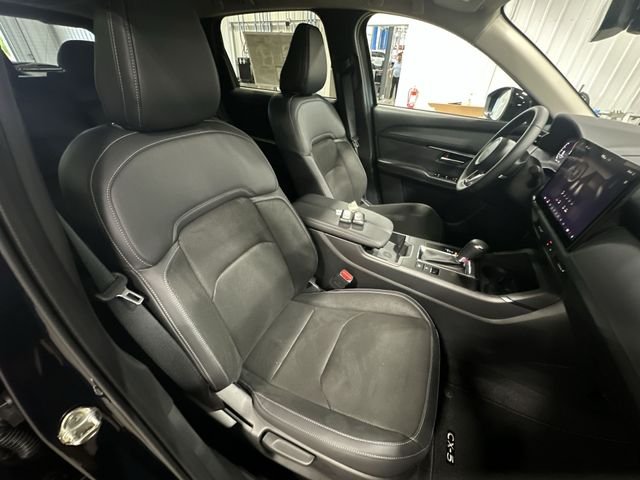 New 2026 Navy Blue Mica Mazda 2.5 S Select AWD image 32