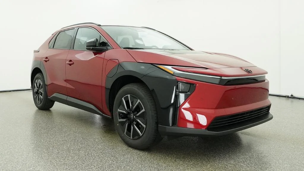 New 2026 Supersonic Red Toyota XLE image 32