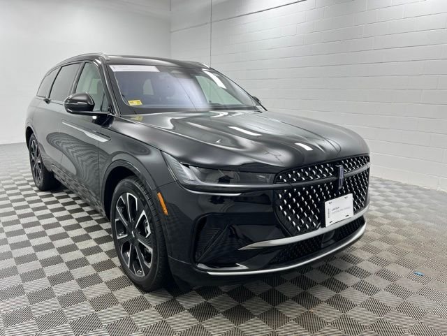 2025 Lincoln Nautilus Reserve AWD's photo