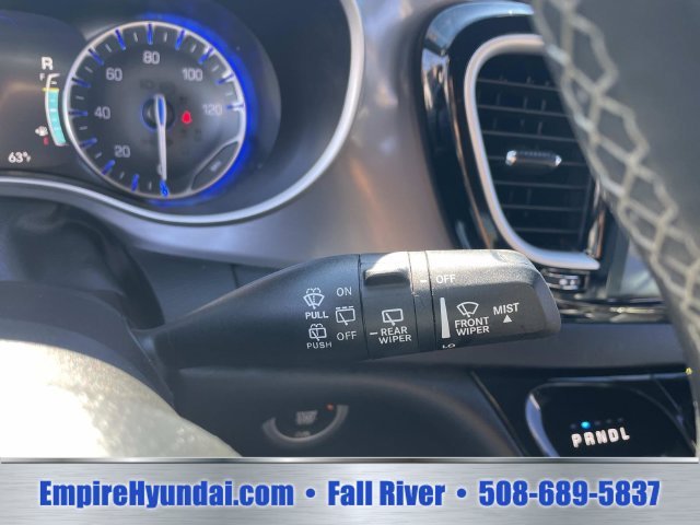 2025 Chrysler Pacifica Select - Photo 29