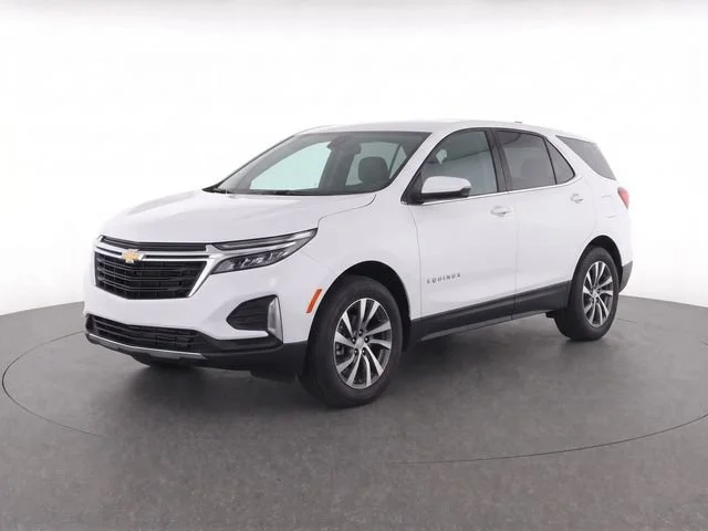 Used 2022 SUMMIT WHITE Chevrolet LT image 2