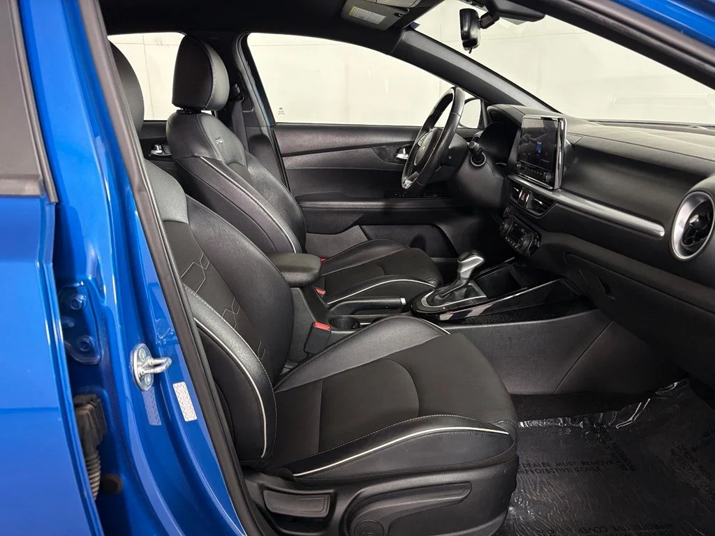 Used 2023 Blue Kia GT-Line image 40