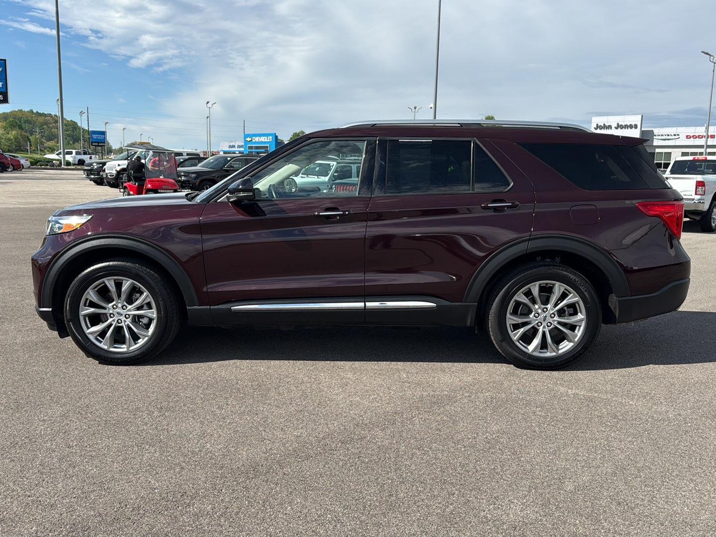 2023 Ford Explorer Limited - Photo 8