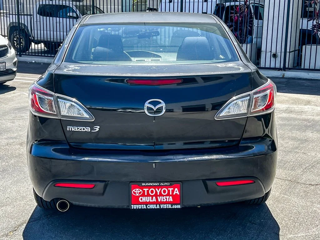 Used 2011 Black Mazda i Touring image 5