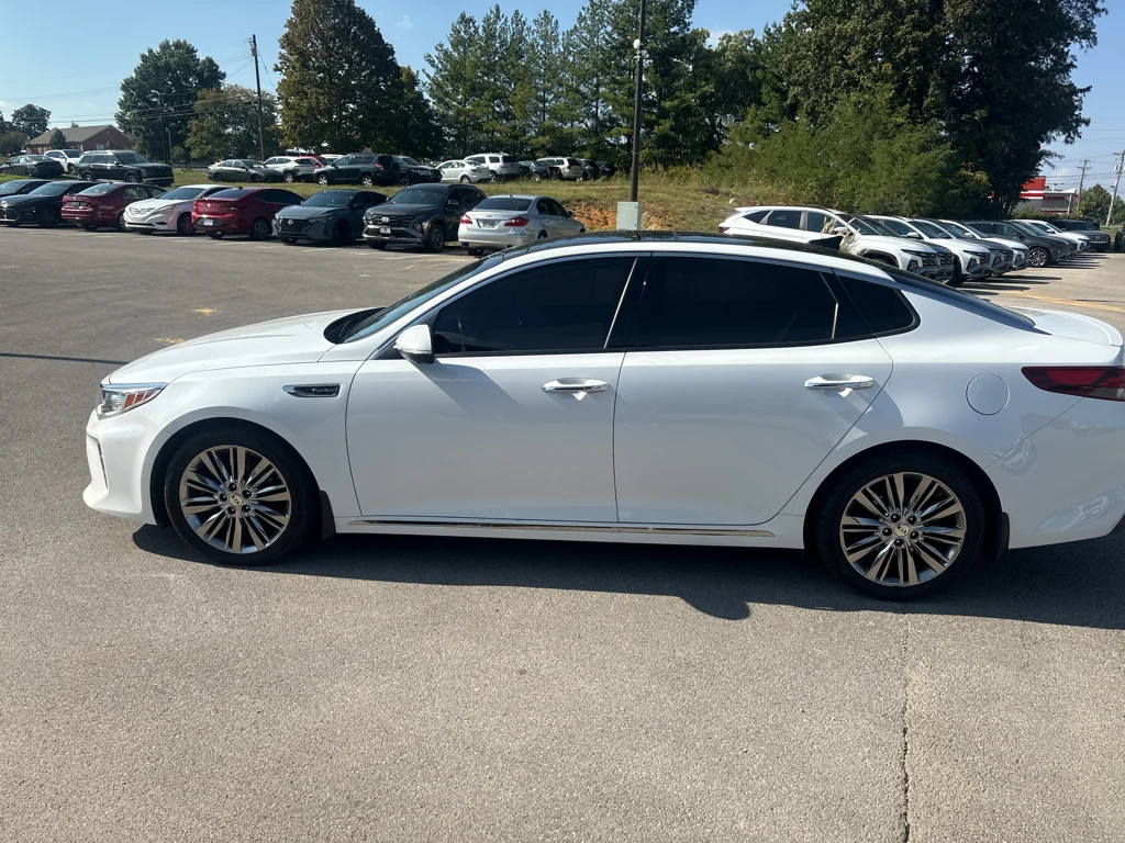 Used 2016 Snow White Pearl Kia SXL Turbo image 4