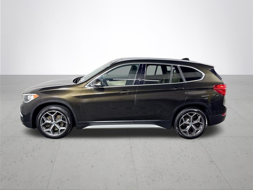 Used 2019 Green BMW xDrive28i image 9