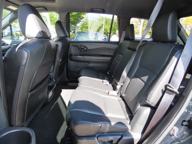2023 Honda Passport EX-L - Photo 13