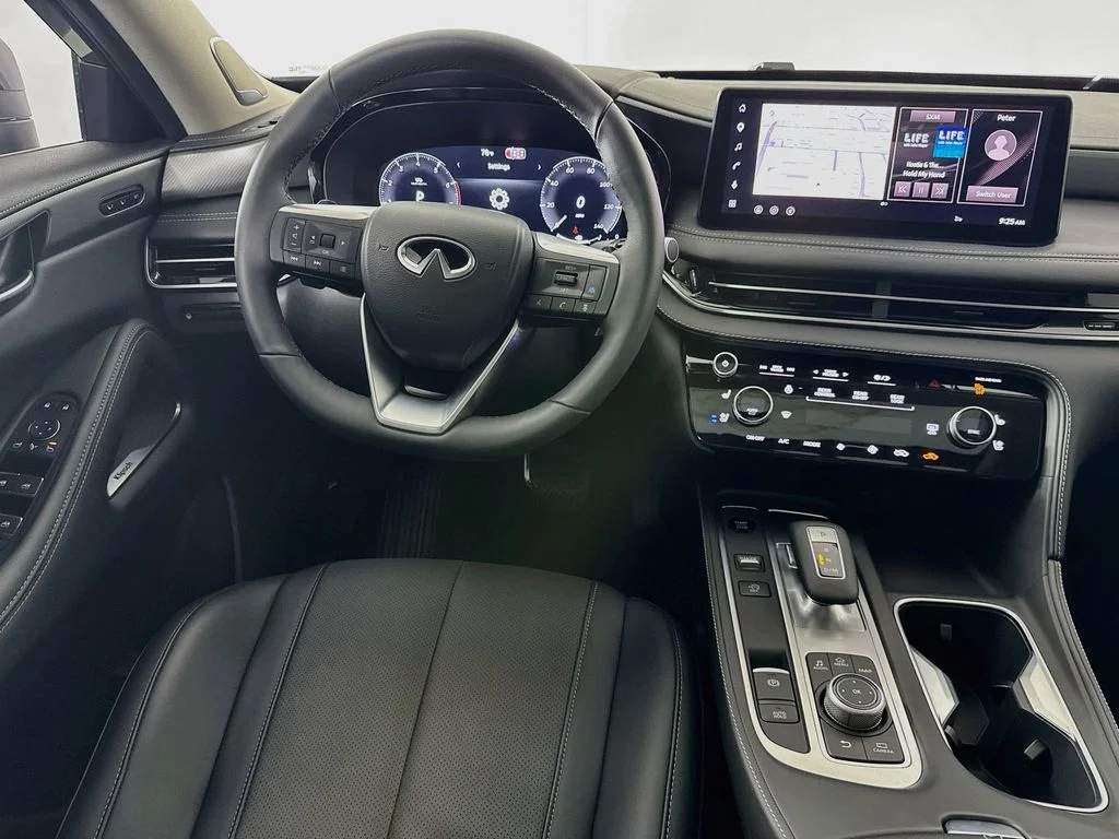 Certified Used 2026 Gray INFINITI LUXE image 31