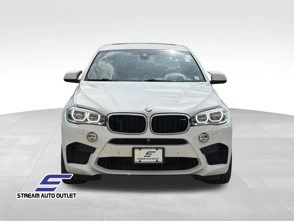 Used 2016 White BMW Base image 2