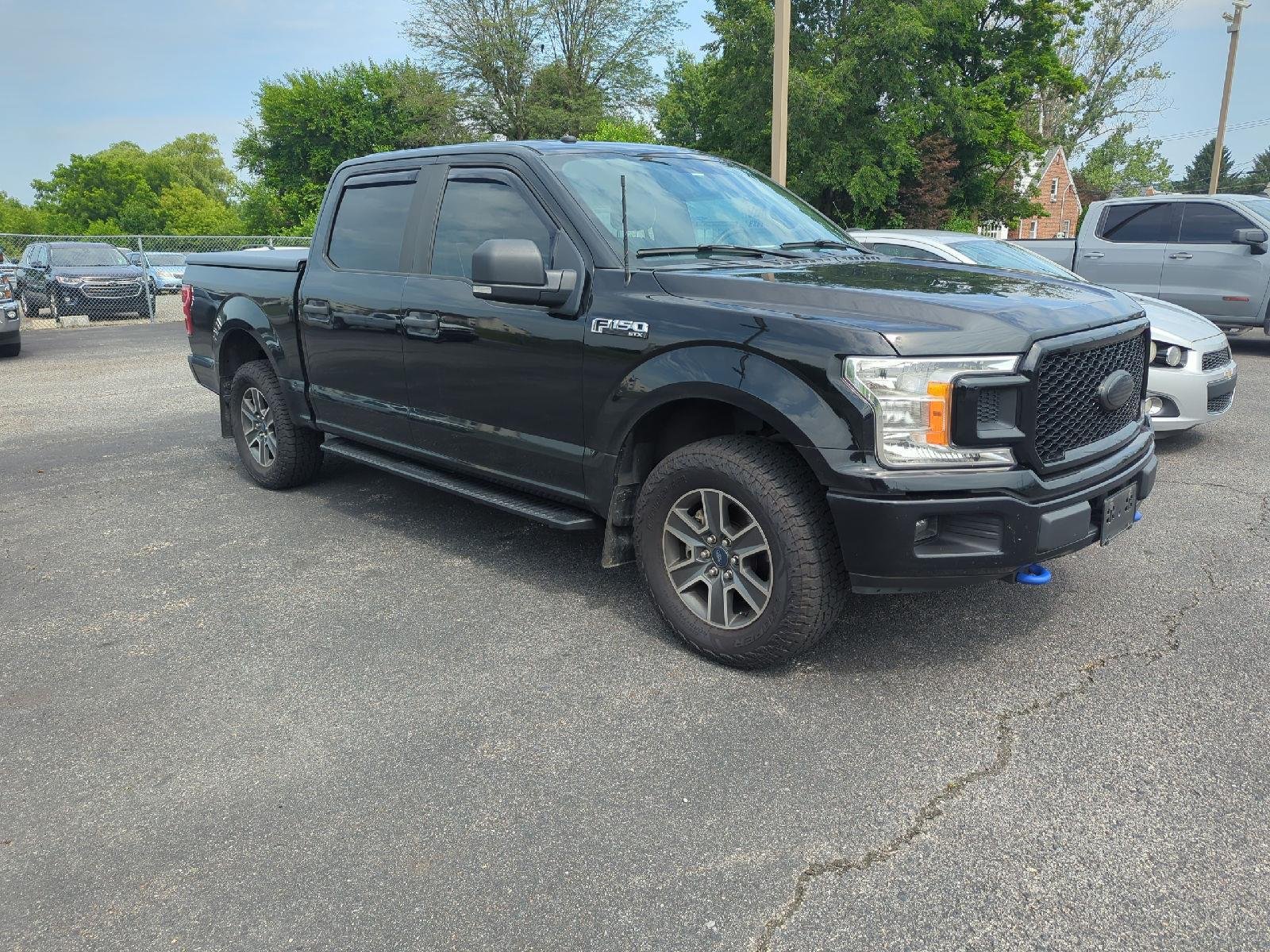 Used 2018 Shadow Black Ford XL image 6