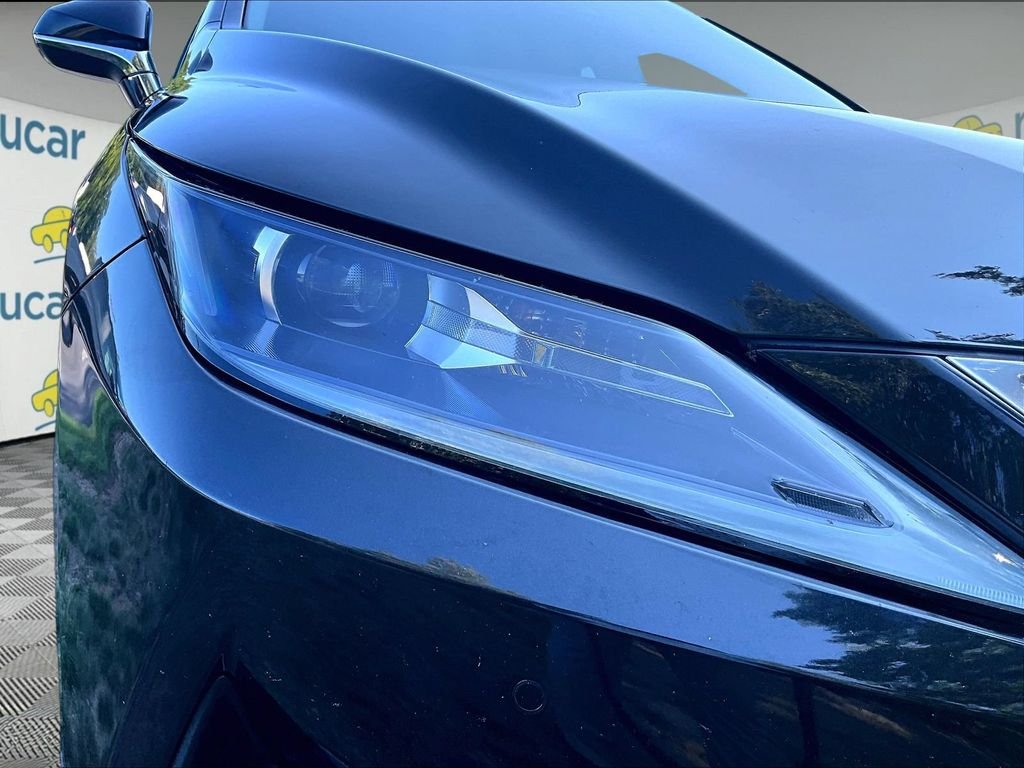 Used 2021 Black Lexus 450h image 33