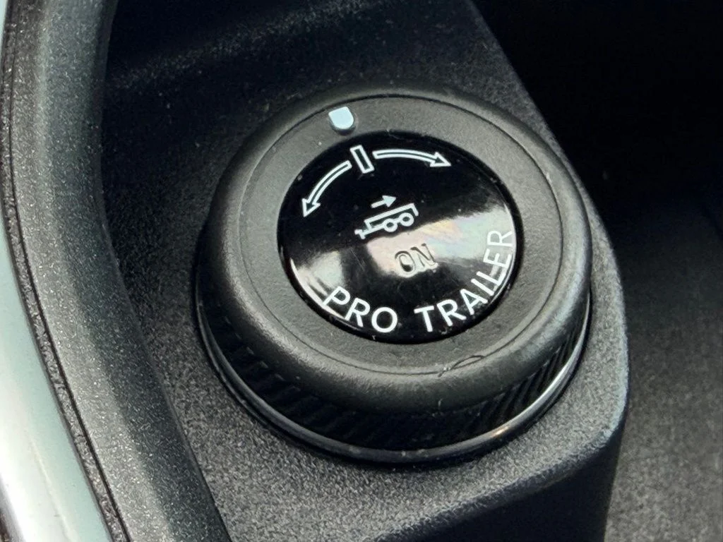 Used 2025 White Ford Active image 30