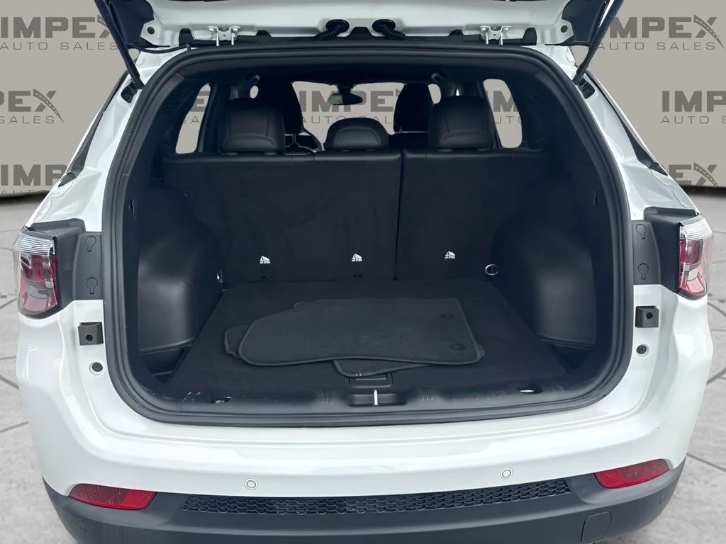 Used 2025 White Jeep Limited image 18