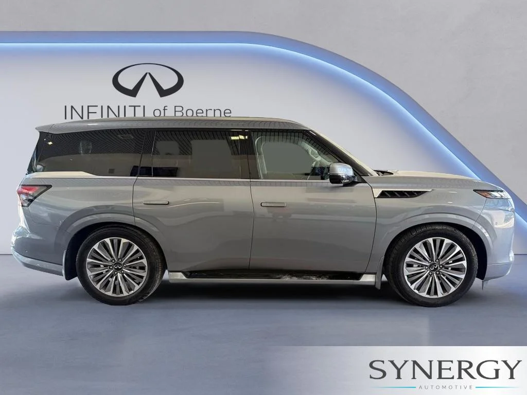 Certified Used 2026 Dynamic Metal INFINITI LUXE image 4