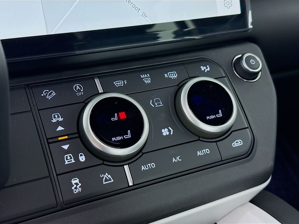 New 2026 Gondwana Stone Land Rover X-Dynamic SE image 17