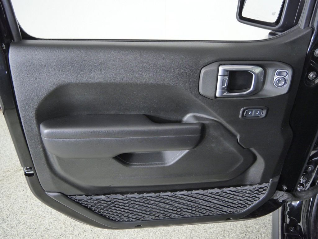 Used 2021 Black Jeep Willys image 29