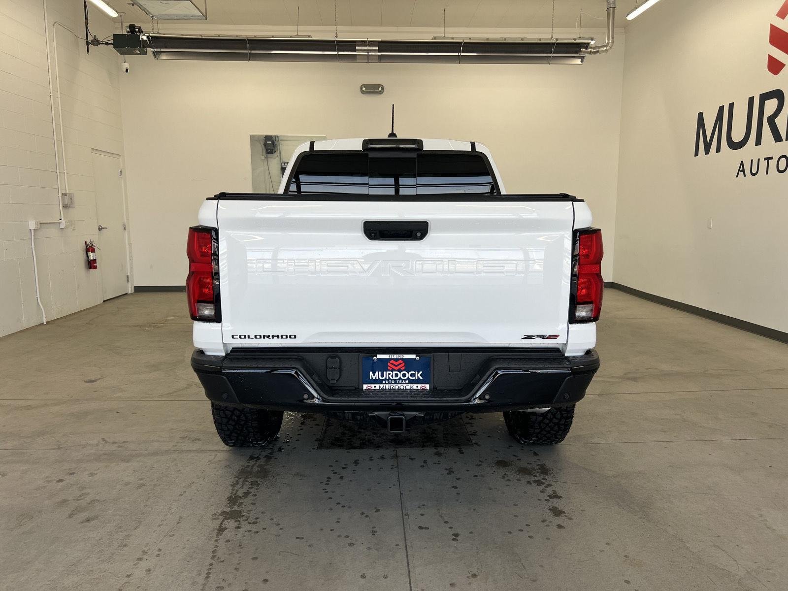 Used 2024 Summit White Chevrolet 4WD ZR2 image 10