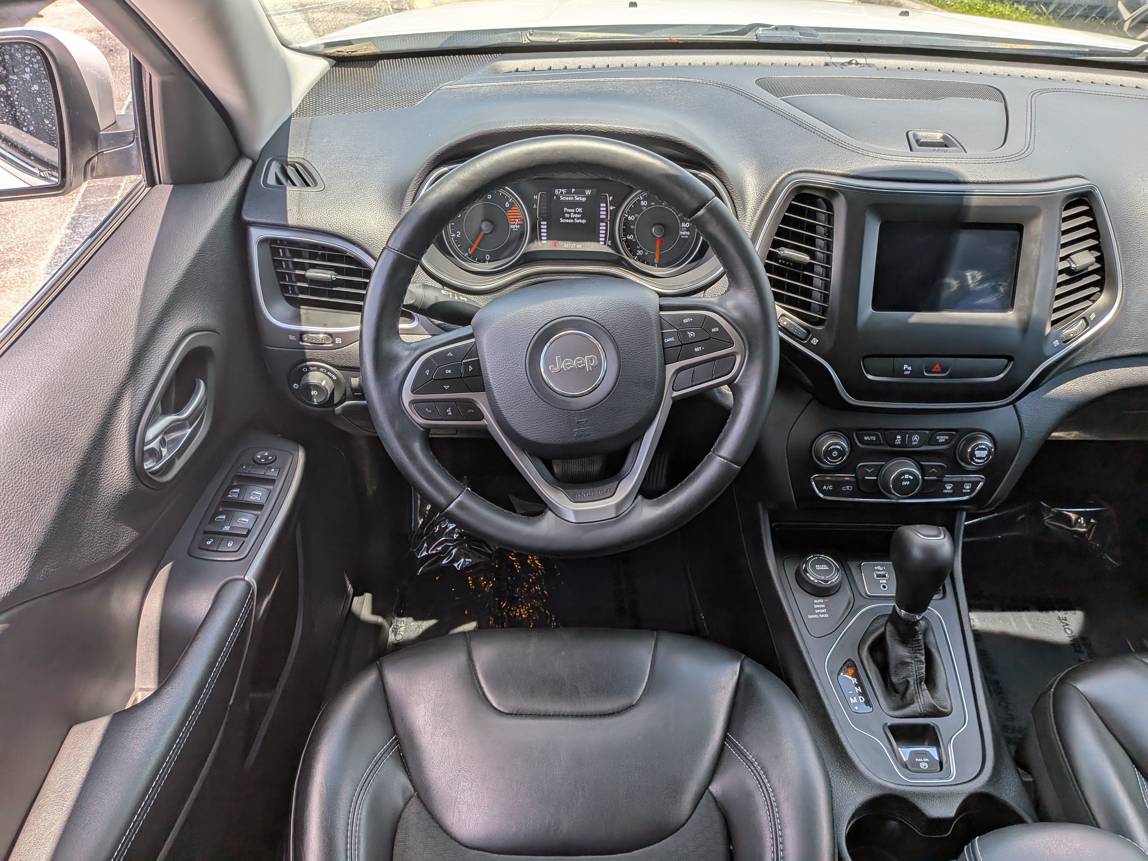 2019 Jeep Cherokee Latitude Plus - Photo 18