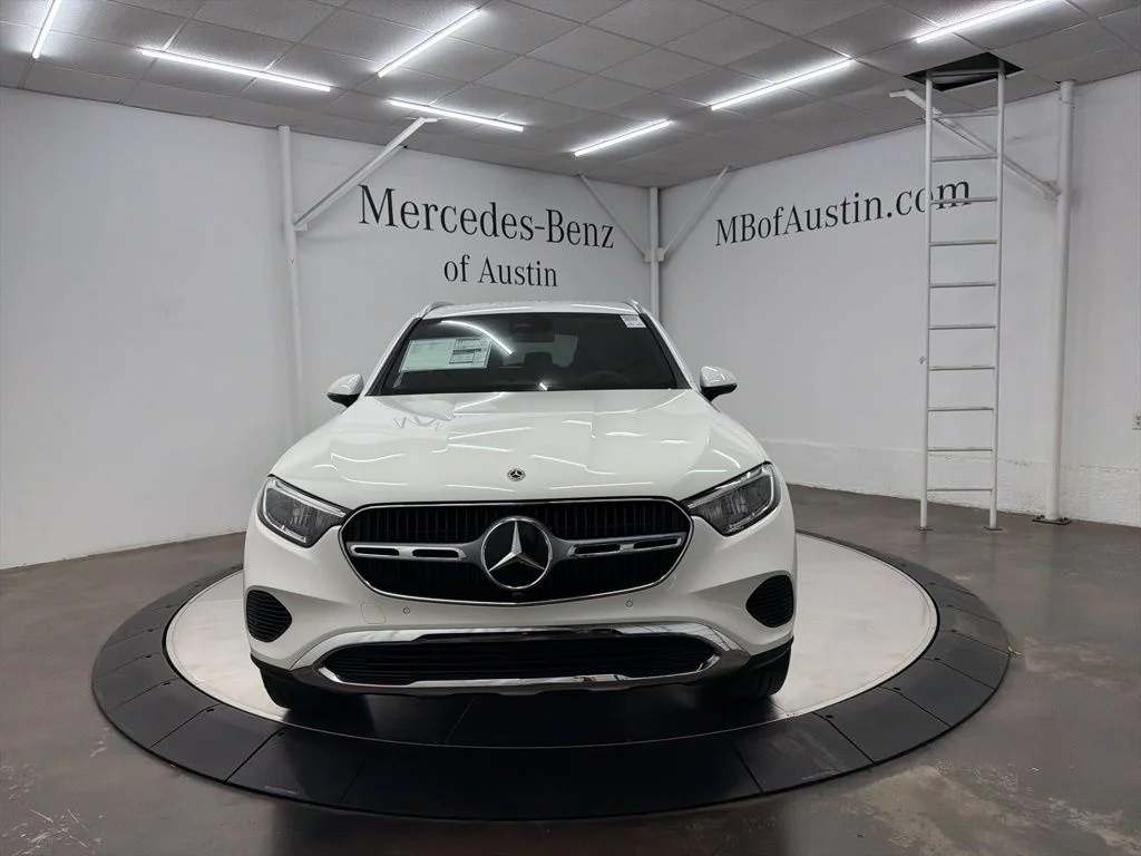 Used 2026 White Mercedes-Benz GLC 300 image 2