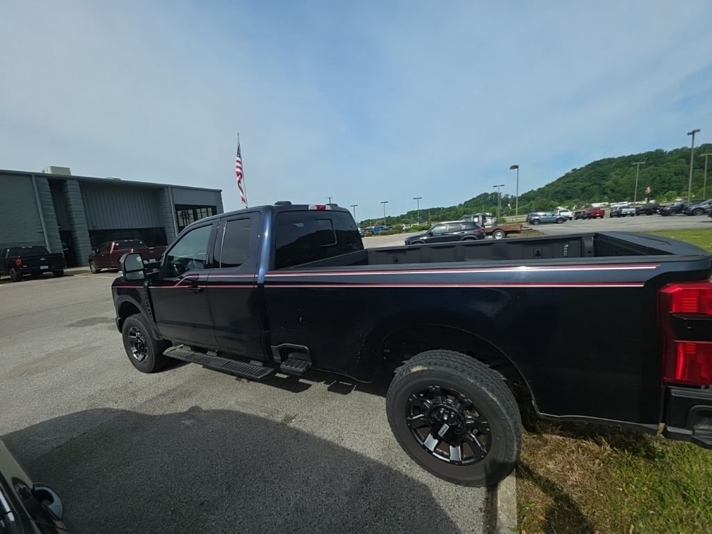 Used 2023 Antimatter Blue Metallic Ford Lariat image 9