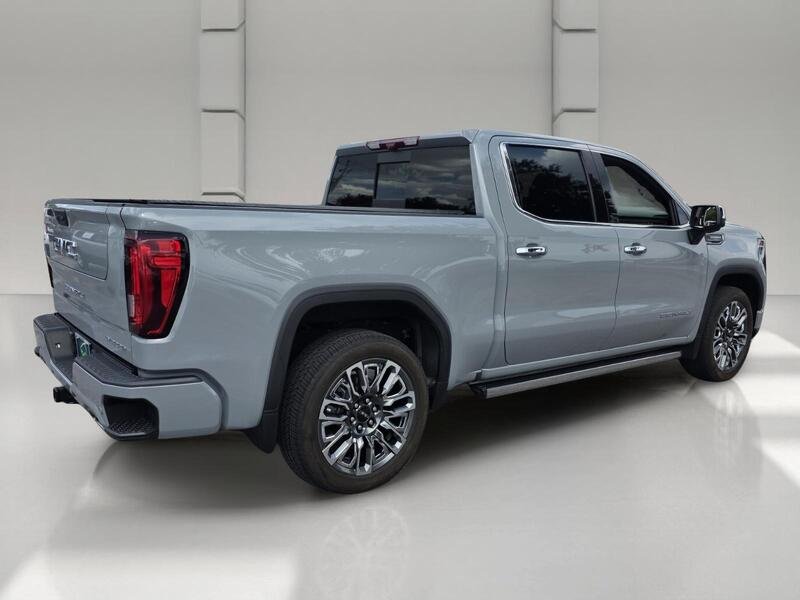 Used 2025 Gray GMC 4WD CREW CAB 147" DENALI ULTIMATE image 5