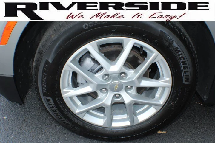 Used 2024 Sterling Gray Metallic Chevrolet LT image 5