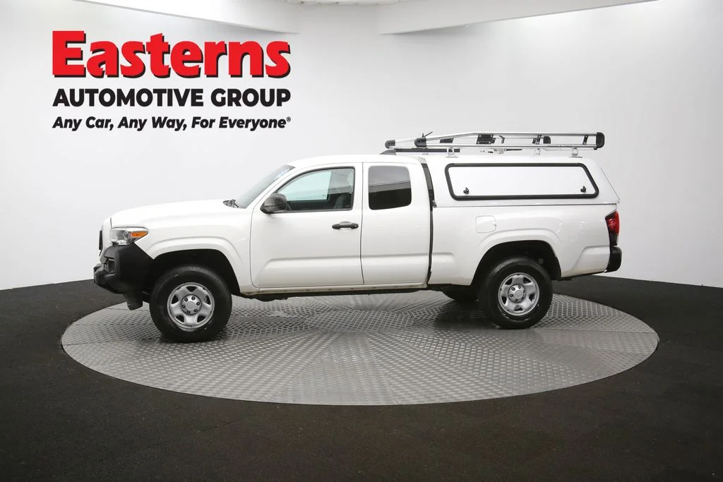 Used 2021 White Toyota SR image 55